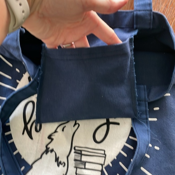 Out of Print Blue Tote with Wolf and Book Design - Picture 4 of 6
